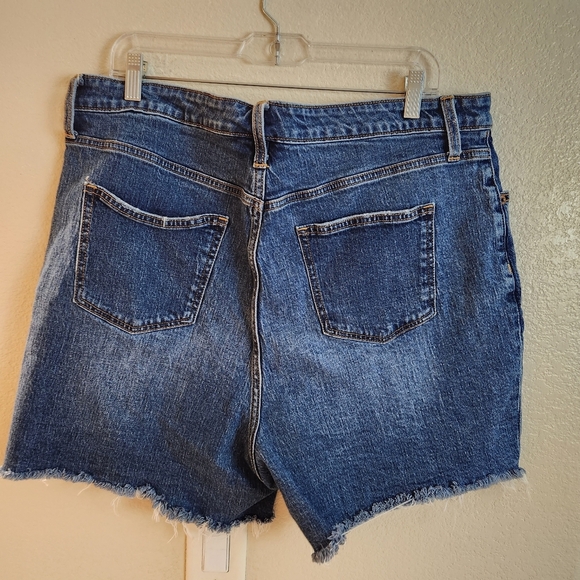 Universal Thread Denim High Rise Shorts Size 18W - Picture 6 of 8
